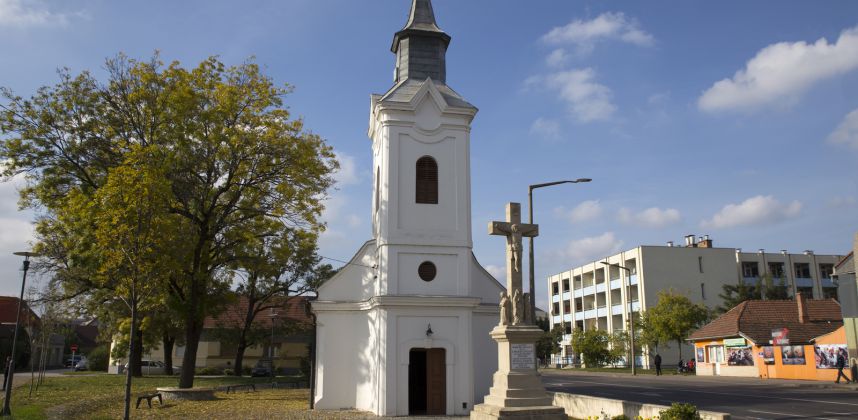 Szolnoki Xavéri Szent Ferenc Kápolna